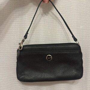 Coach wristlet Pebbled Leather 2 zippers wallet